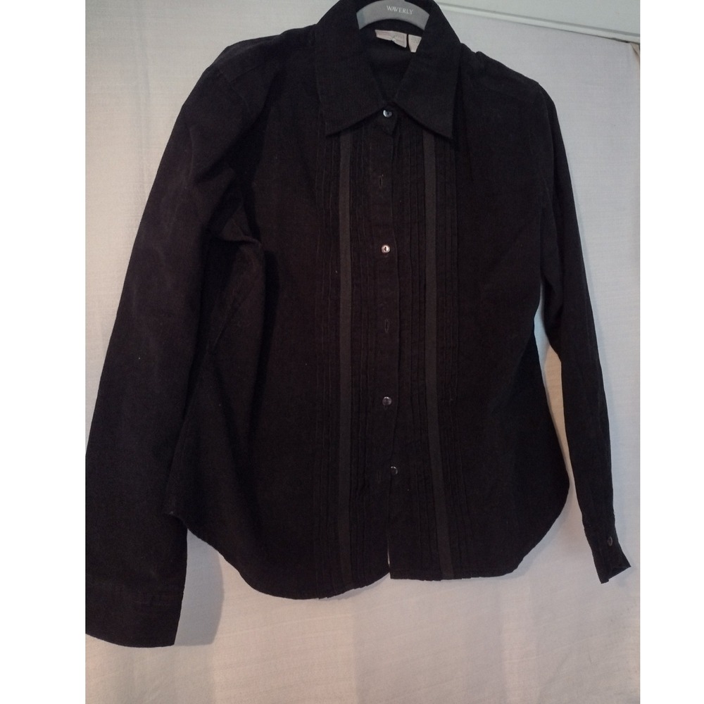 Passports Womens Medium Black Corduroy Shirt Pleated Front Button Up Long Sleeve